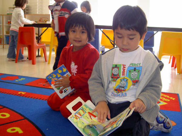 children reading